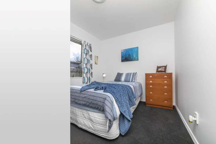 23a Rosier Road Glen Eden_11