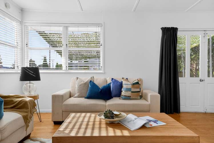 62 Valentine Street_3