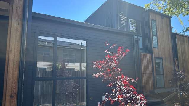 1BR townhouse opposite University of Canterbury