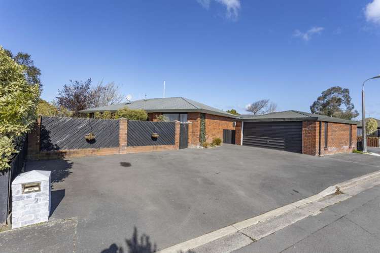 2 Edwins Way Burwood_14