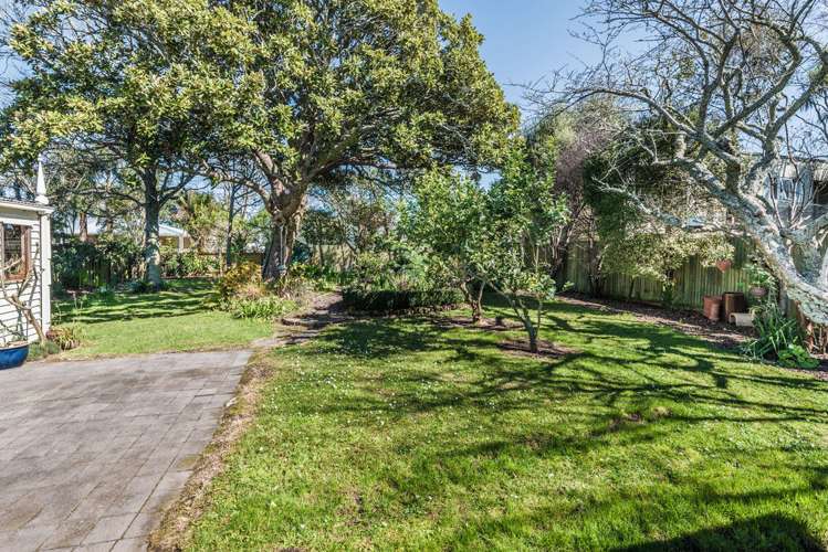 134 Hinemoa Street Birkenhead_14