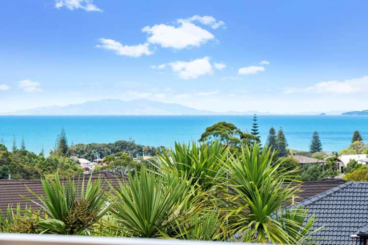 49 Roberta Crescent Orewa_1