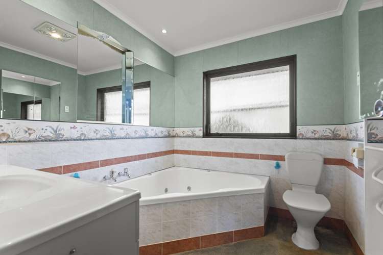 188 Amberley Avenue Highbury_9