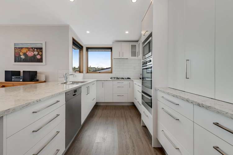 9 De Luen Avenue Tindalls Beach_11