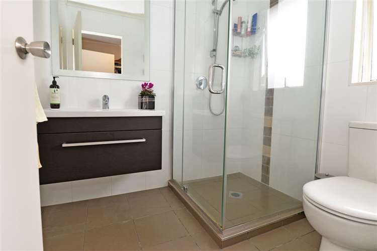 14 Queen Natalie Place Massey_12