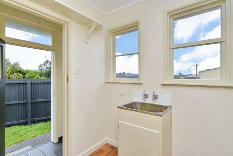 81 Rowan Avenue Aranui_9