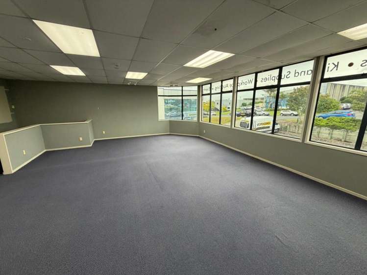 5B Beatrice Tinsley Crescent Albany_9