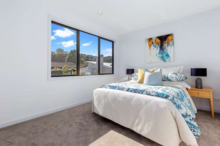 13c Queensway Three Kings_18