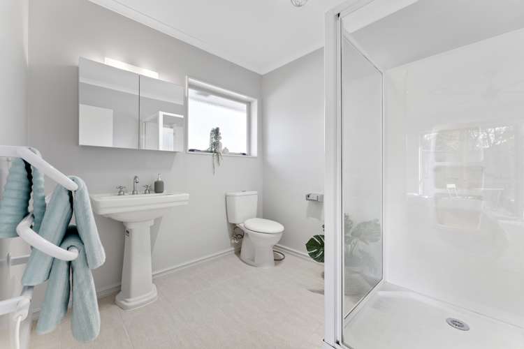 6 Daniel Place Kelvin Grove_13