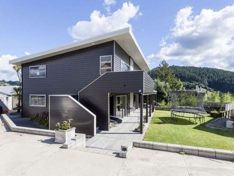 125 Chevron Crescent Whangamata_1