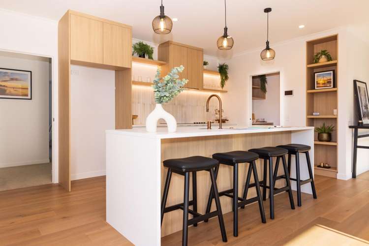 369 Te Taruna Drive_2