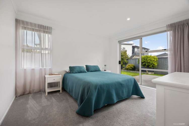 9 Taikura Avenue Red Beach_10