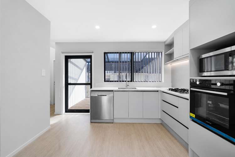 32B Morrie Laing Avenue Mount Roskill_2