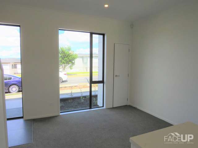 9/1 Scott Road Hobsonville_4