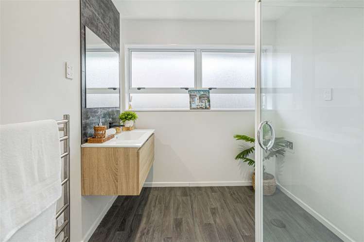 51 Blankney Street Hornby_14