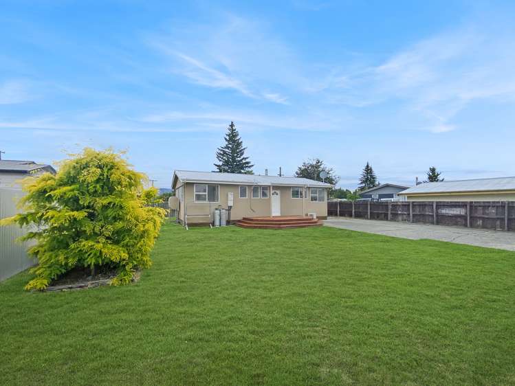 47 Maryburn Road Twizel_20