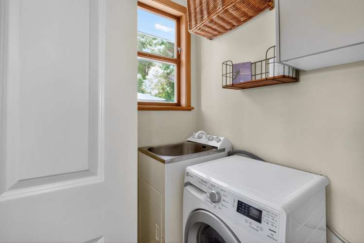 15 Thomson Grove Stokes Valley_15