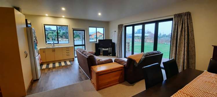 11 Pigeon Place Glenorchy_6