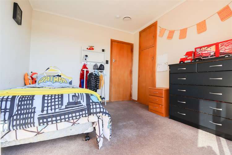 10 Eversley Street Waimataitai_13