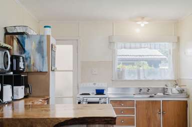 125A & 125B Killarney Road_4