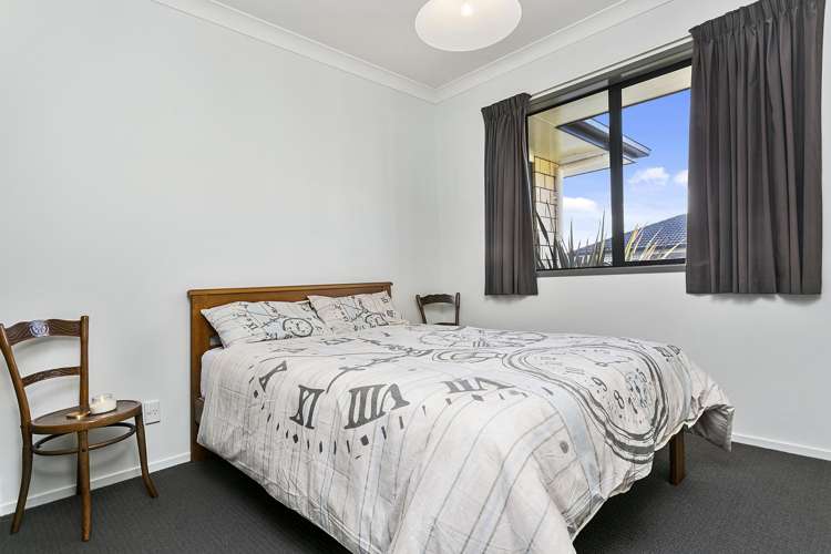 8 Libby Crescent Cambridge_15