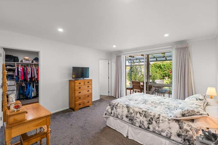 32 Whitehorn Drive Lincoln_14