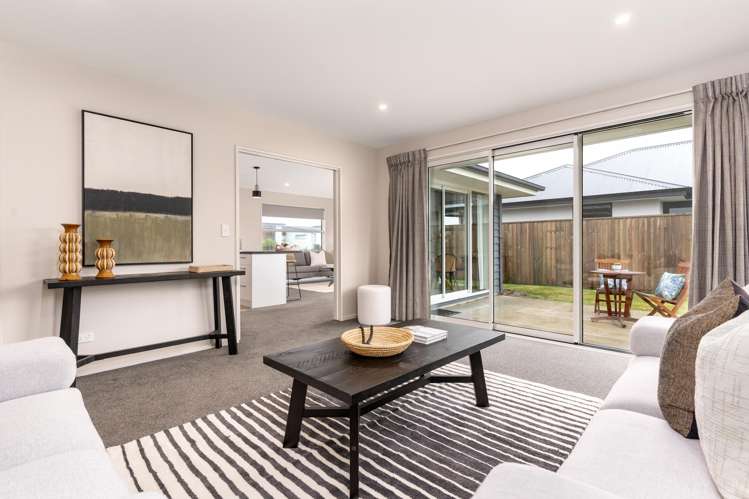 5 Whitehorn Drive Lincoln_7