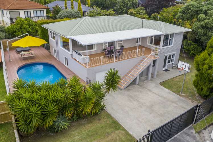 1/54 Tirimoana Road Te Atatu South_0