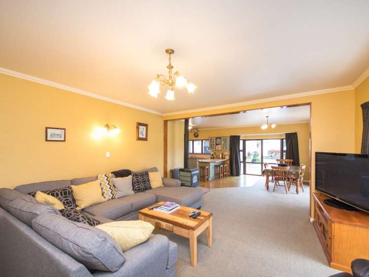 181 Short Road Halcombe_13