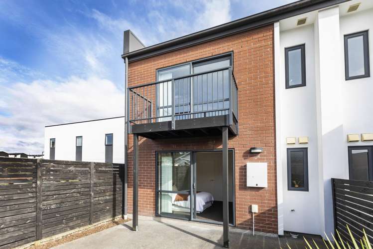 17/17 Bunyan Street Waltham_17