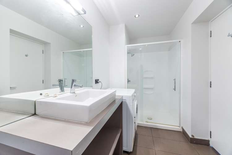 1508/19 Anzac Avenue_5