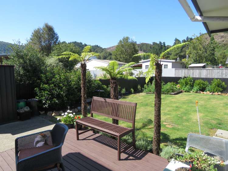 75 Shiel Street Reefton_7