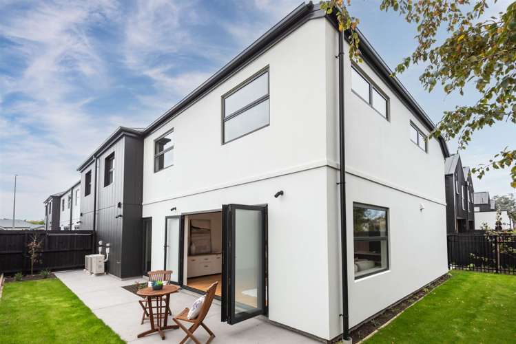 4/117 Hills Road Edgeware_13