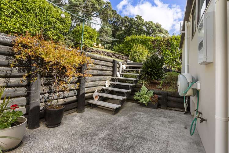 16 Omana Esplanade Maraetai_20