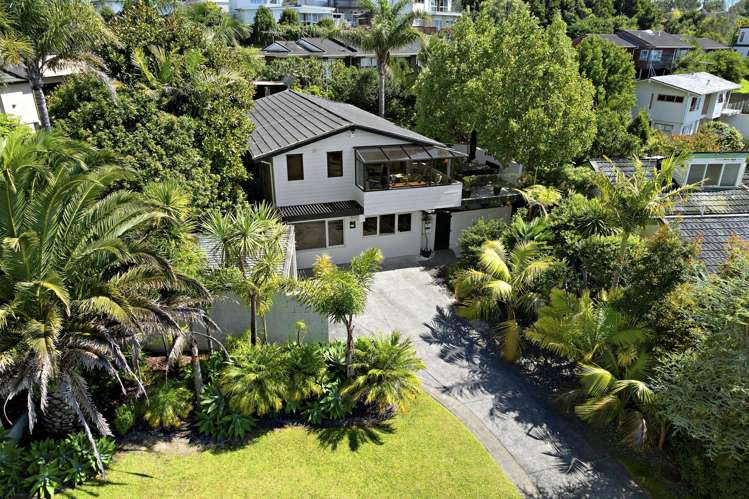 5 Amante Crescent Mairangi Bay_36