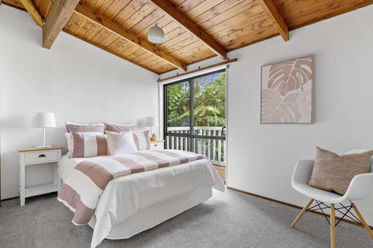 45 Rosecamp Road Beach Haven_11