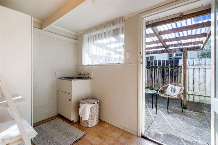 2/32 Opaheke Road Papakura_14