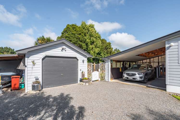 39 Rhodes Street Carterton_11