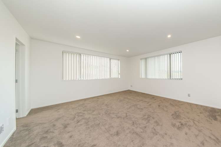 2 Azzurro Way Flat Bush_23