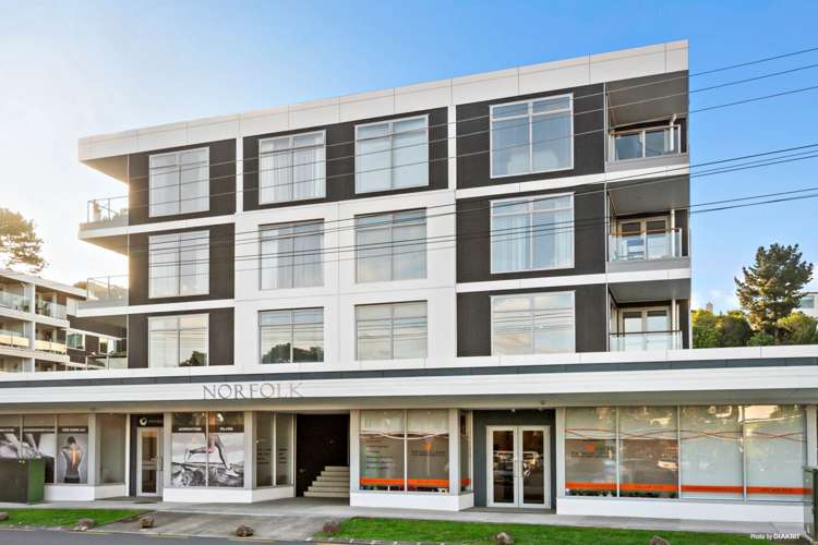 106/19 Bute Road Browns Bay_0