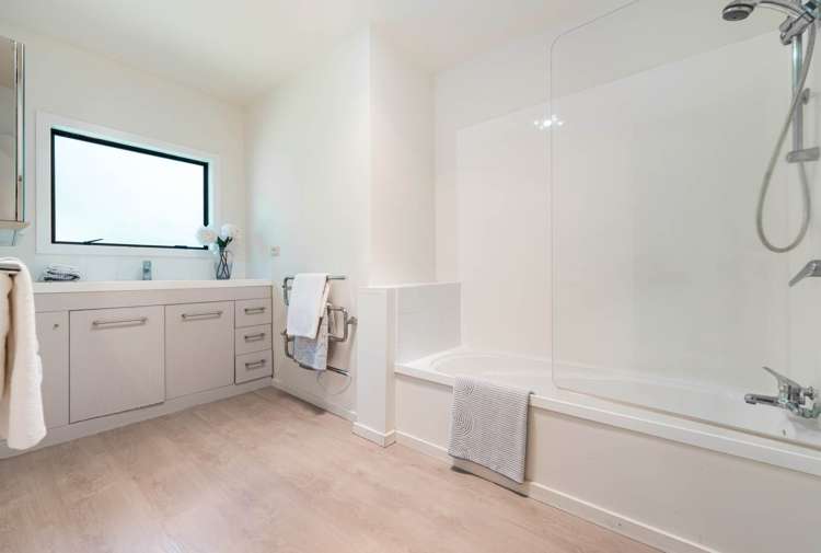 9A Stephen Lysnar Place Hillsborough_18