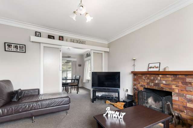 4 Queen Mary Avenue New Lynn_2