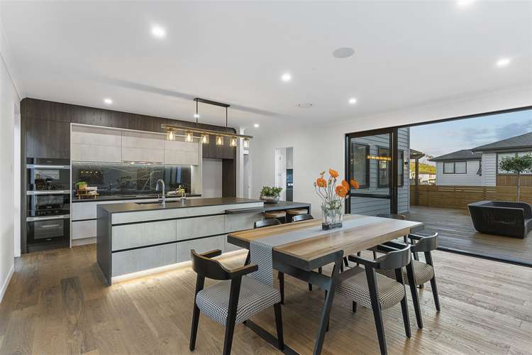 3 Luff Place Long Bay_11