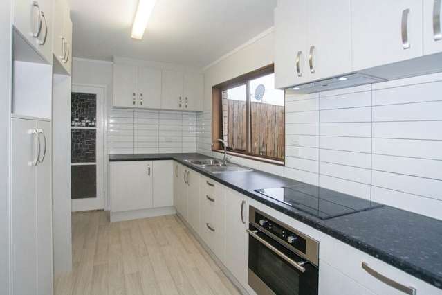 3/2 Park Gardens Onehunga_1