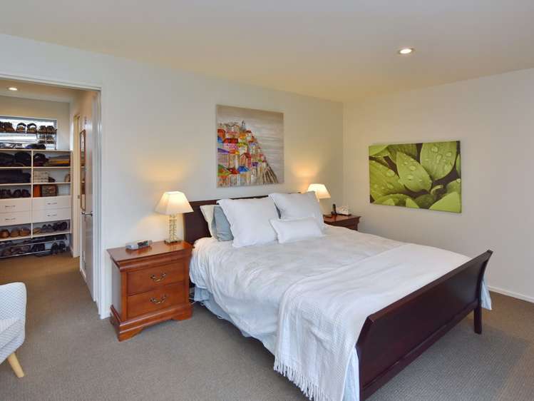 19 Springbrook Lane Northwood_14