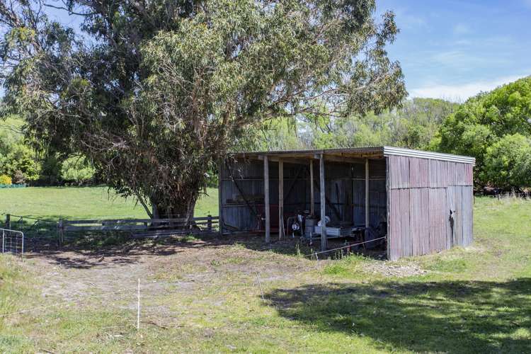 29 Newcombes Road Amberley_20
