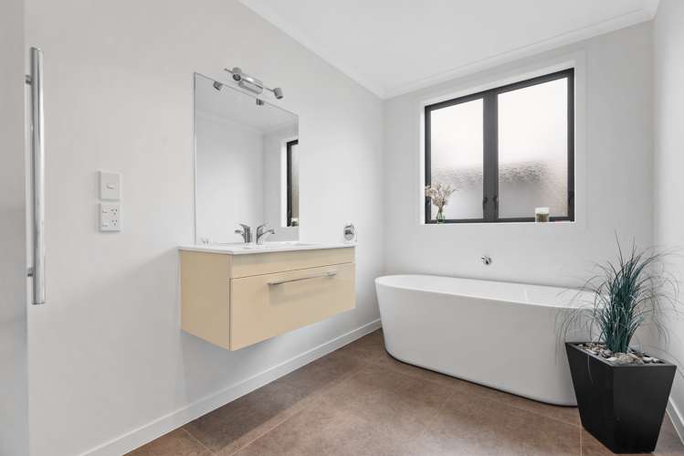 44 Long Melford Road Awapuni_15