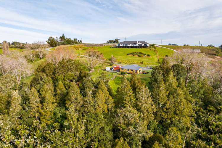 16 Nikau Lane Maungaturoto_57