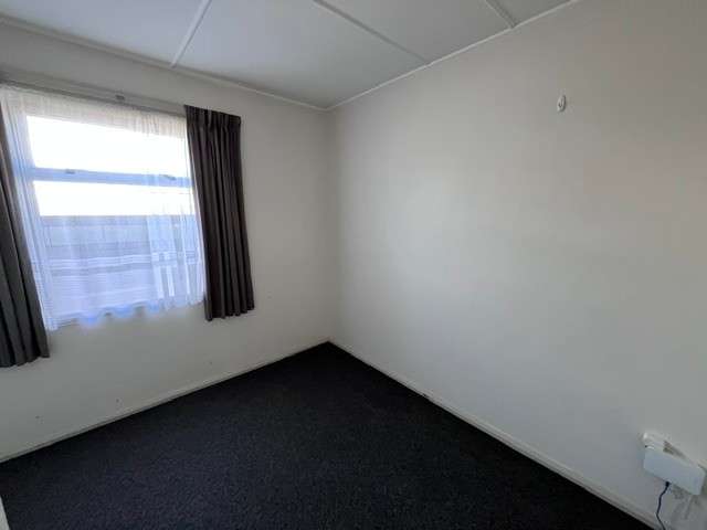 B/3 David Street Palmerston North Central_4