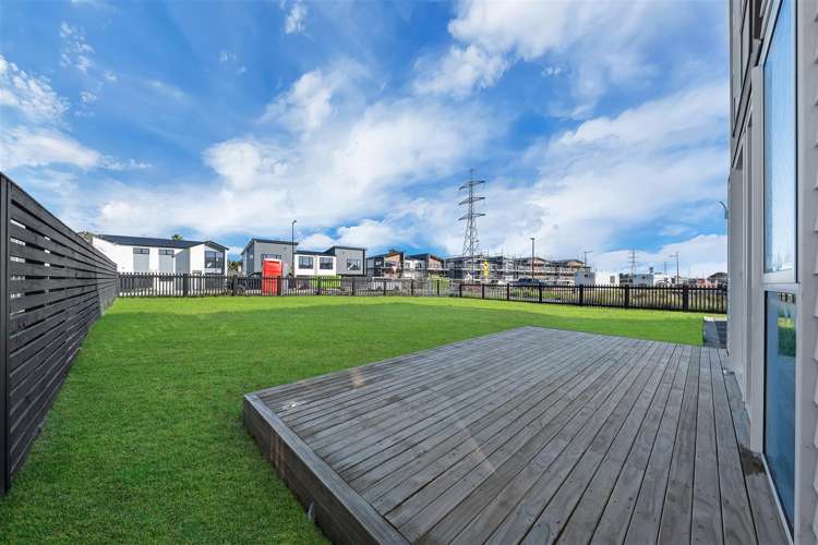 2 Longview Oak Lane Papakura_27